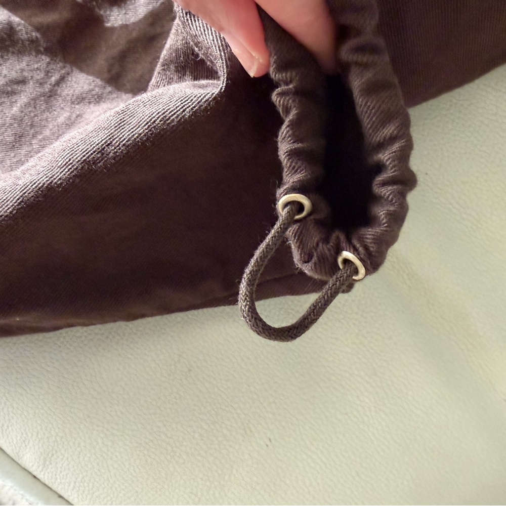 Gucci Chocolate Brown Large Dust Bag with Gold Logo - Picture 4 of 6